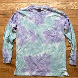 VS Pink Long Sleeve Tee